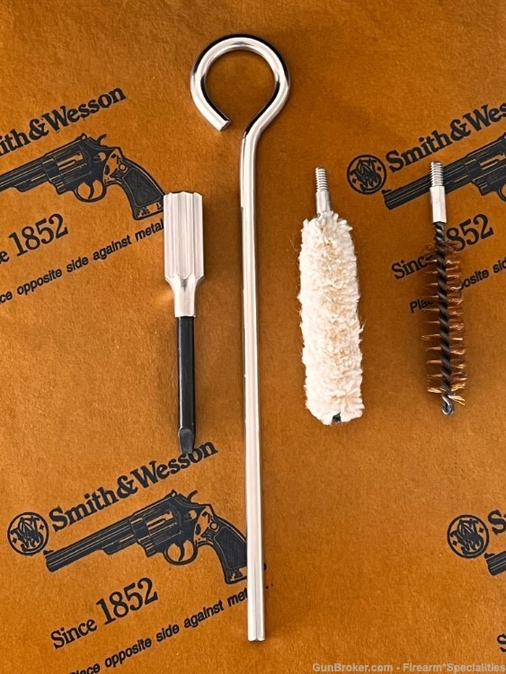 SMITH AND WESSON * MODEL 25 *FACTORY NEW* 45 CAL CLEANING KIT 6 INCH BARREL-img-4