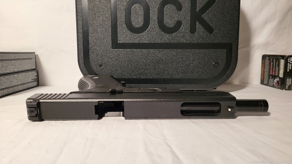 Glock 24 Gen 3 .40 Smith & Wesson Black 6.02" -img-2