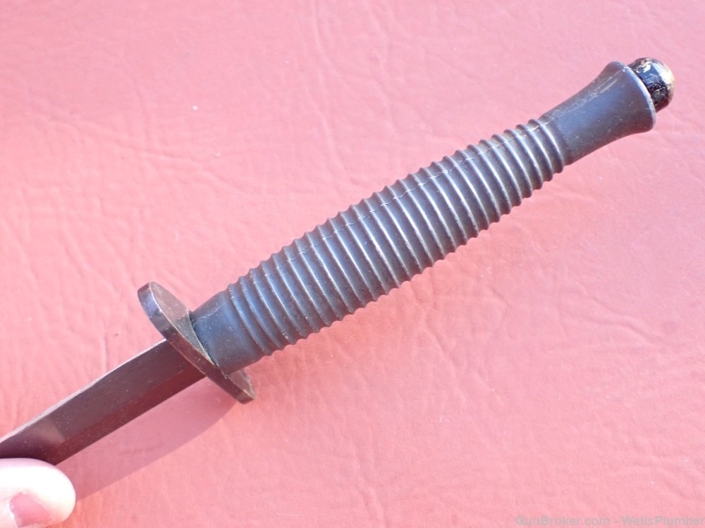 BRITISH WWII 3RD PATTERN F/S STILETTO FIGHTING KNIFE WITH ORIGINAL SCABBARD-img-11
