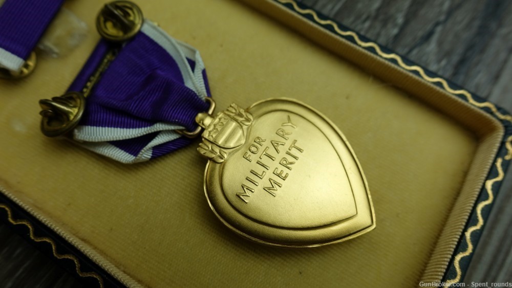 WW2 US Purple Heart medal CASED box badge WWII-img-3