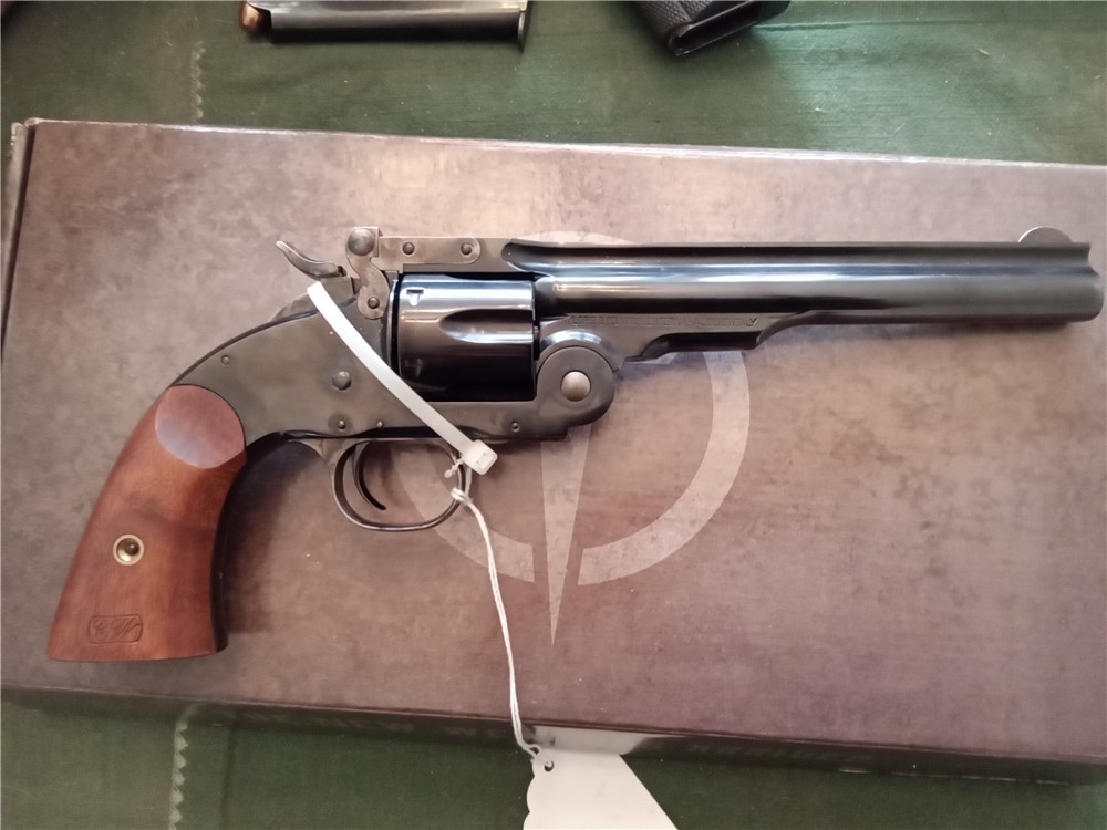 Uberti Schofield 7" Revolver 44-40 caliber w/box & case-img-2