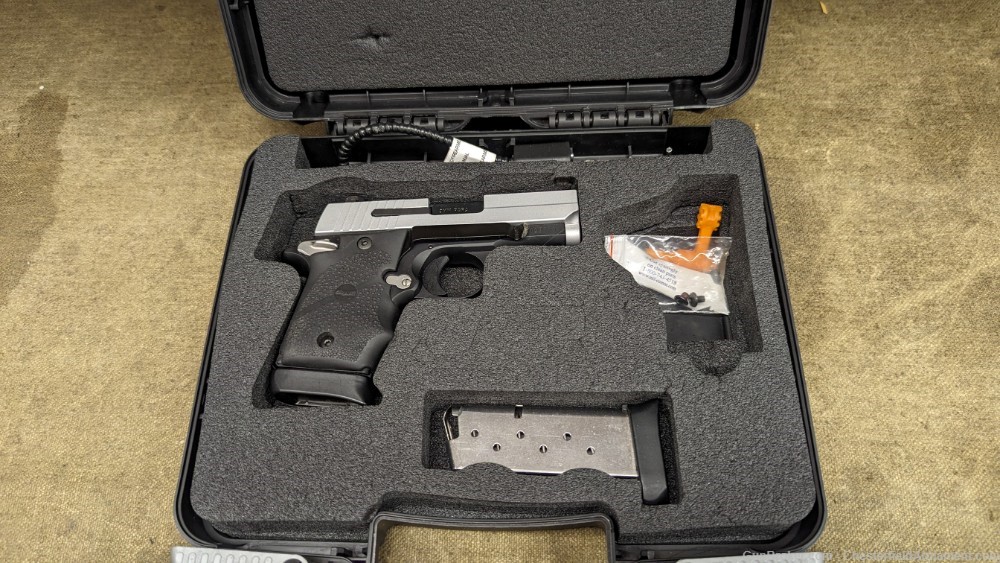 Sig-Sauer P938 9mm two-tone -img-0