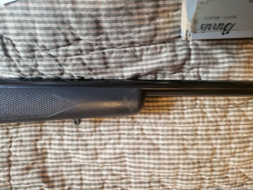 Winchester Model 70 Sporter DBM (Detachable Box Magazine) Like new