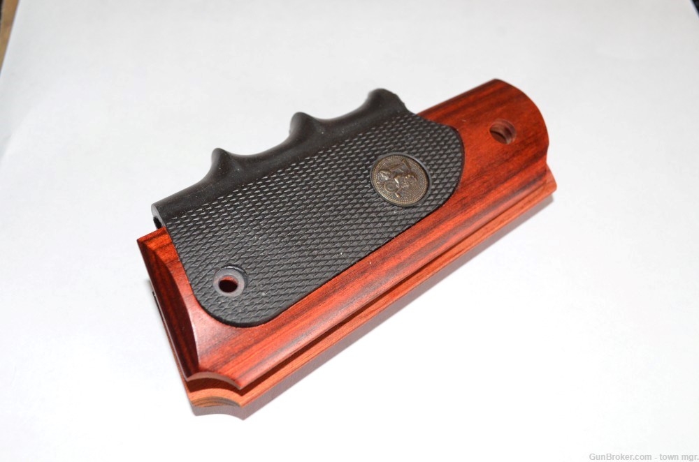 Pachmayr grips for 1911 full size (Price drop)-img-1