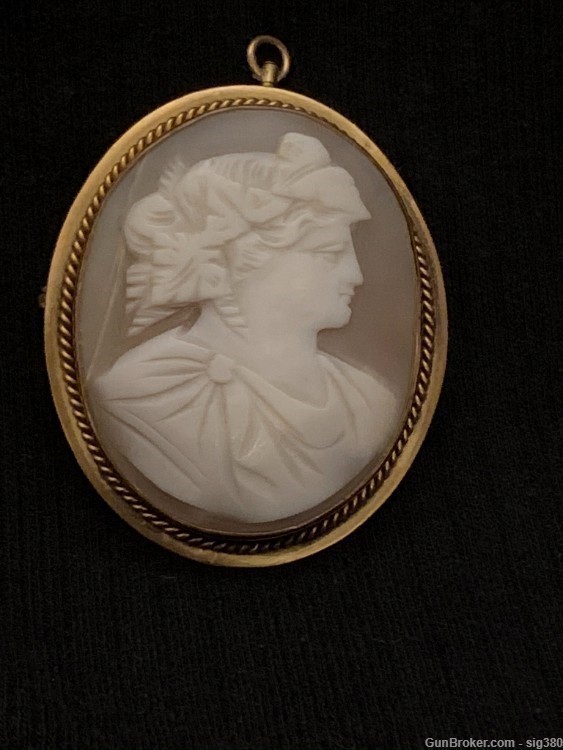 2 ANTIQUE VICTORIAN CAMEO BROOCH PINS-img-3
