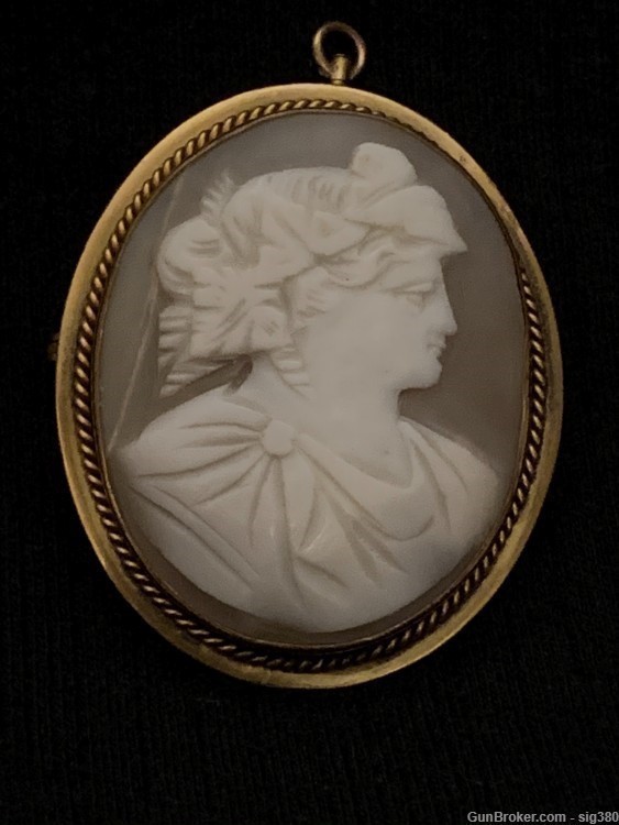 2 ANTIQUE VICTORIAN CAMEO BROOCH PINS-img-2
