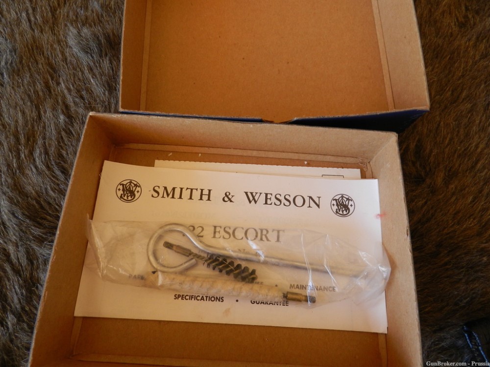 Smith & Wesson Model 61-2 Escort 22LR NIB-img-9