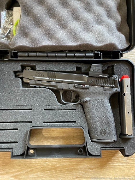 SMITH AND WESSON M&P5.7 5.7 X 28MM with Holosun EPS-img-2