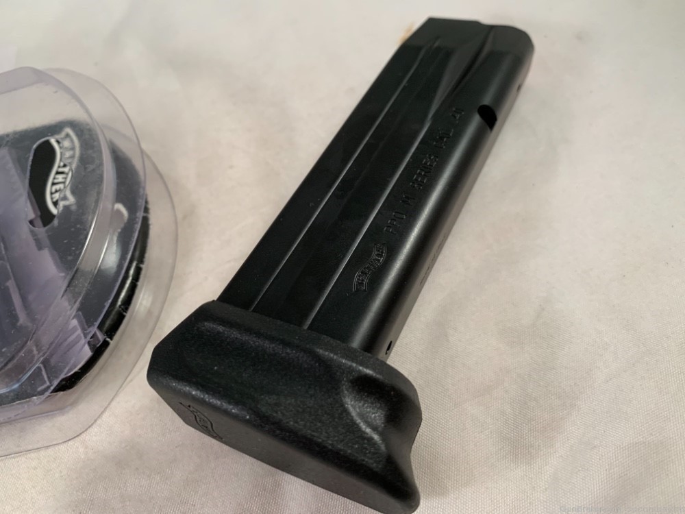 Walther PPQ M2 Magazine Factory New 13 Round 40S&W 11+2 Rds Clip OEM NEW-img-3