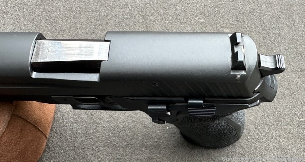 Sig Sauer P226R E2 9mm, Rail, Thin Screwless E2 Grips, Nite Site, P226-img-24