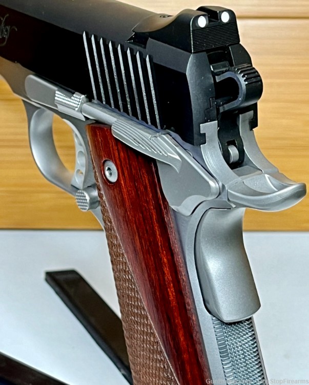 Kimber 1911 Custom II Two-Tone Rosewood 45ACP 7Rd Pistol 3200301-img-3