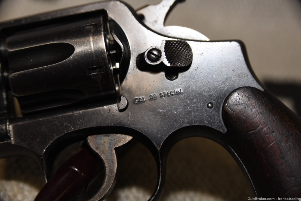 Smith & Wesson S&W pre Victory revolver 38 Spl nice condition w/bomb syml-img-2
