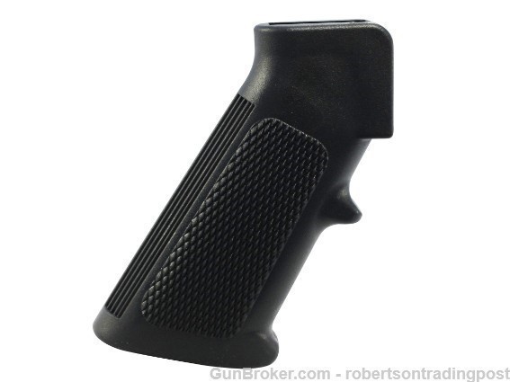 DPMS AR15 Grip New with Screw F1000838-img-2
