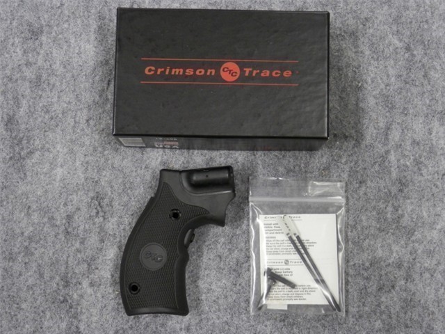 SMITH & WESSON MODEL 17 CRIMSON TRACE GRIPS LG-306-img-1