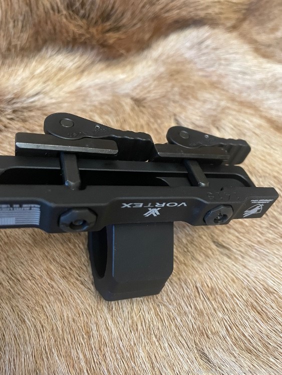 Vortex 30mm  PRECISION QR EXTENDED CANTILEVER MOUNT-img-4