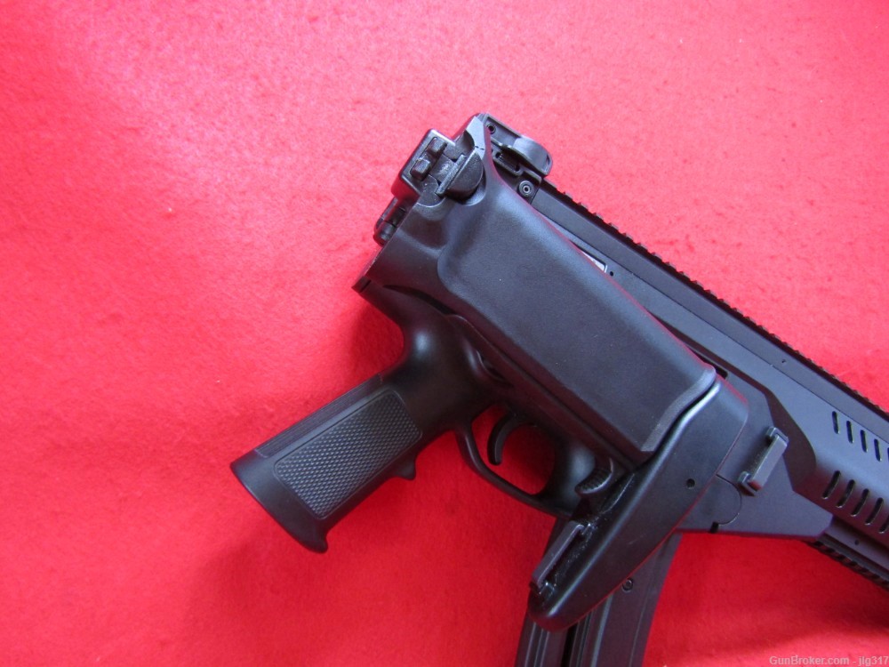Beretta ARX 160 22 LR Semi Auto Rifle 20 RD Mag Thumb Safety-img-3