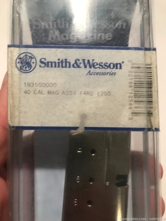 Smith and Wesson 40 Caliber Sigma Magazine -img-1