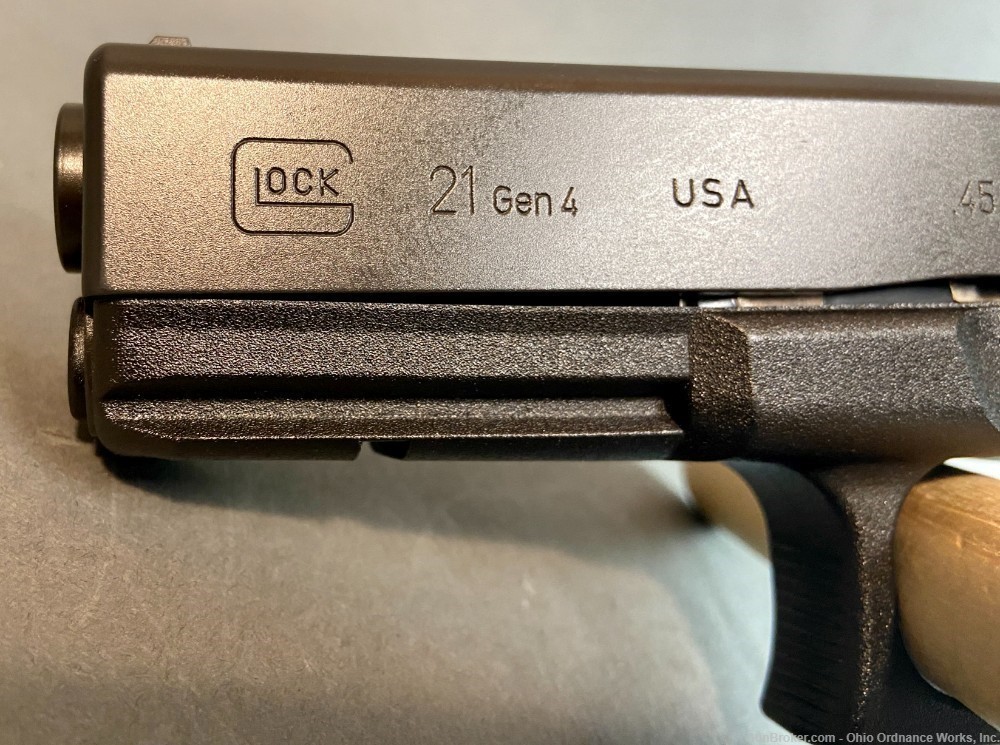 Glock 21 Gen 4 Pistol-img-1