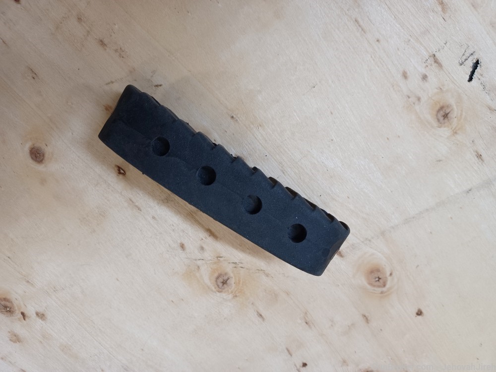 SKS or AK47 replacement buttstock  adds 1 inch to length -img-15