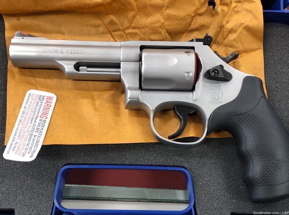 Smith & Wesson 66-8 .357mag 4.25"BL -img-1