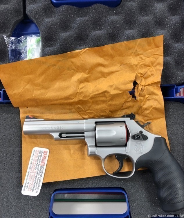 Smith & Wesson 66-8 .357mag 4.25"BL -img-0