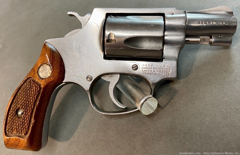 Smith & Wesson S&W Model 60 Chief's Special Snub Nose Revolver-img-7