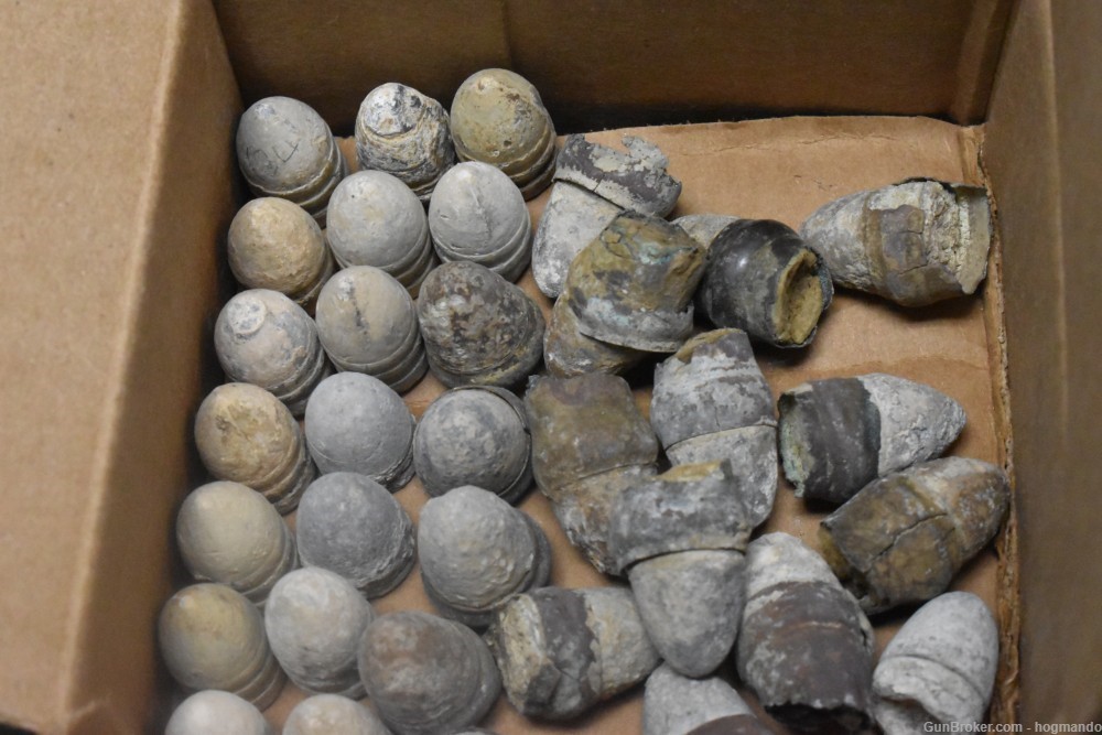 Collection of dug and fired Civil War bullets -img-29