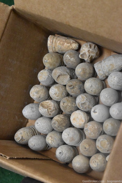 Collection of dug and fired Civil War bullets -img-31