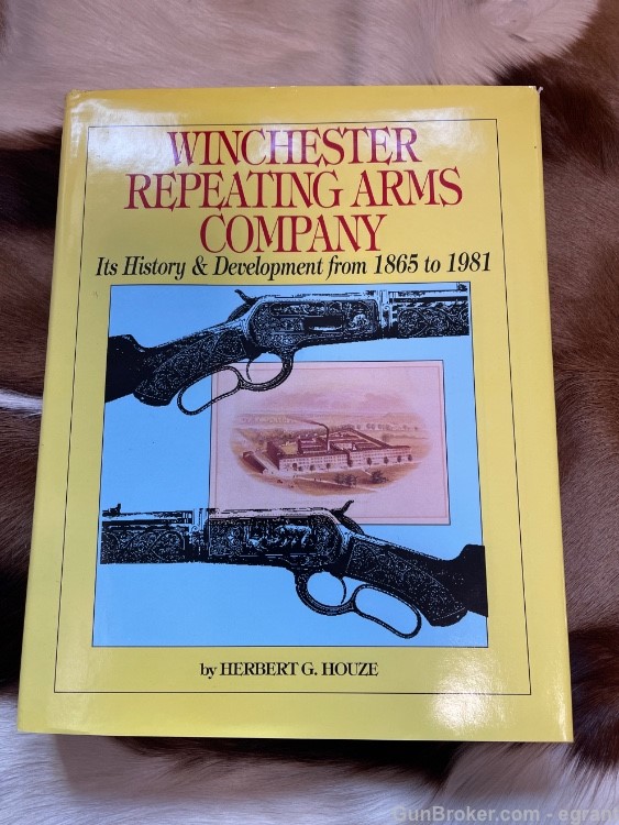 Book: Winchester Repeating Arms Company by Houze  -img-0