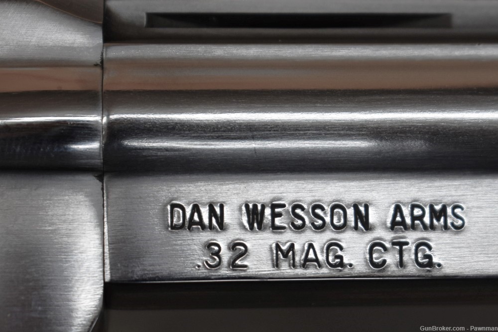 Dan Wesson 732 in .32 H&R Mag - Stainless!-img-3