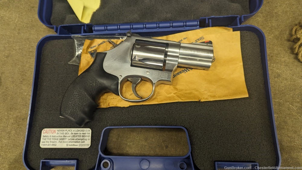 Smith & Wesson 686 2.5" bbl .357 Mag w/orig box-img-18
