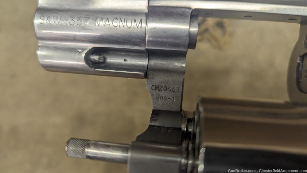 Smith & Wesson 686 2.5" bbl .357 Mag w/orig box-img-12