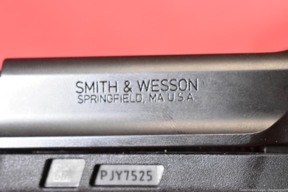 S&W M&P 22 Magnum DEALER SAMPLE M&P22 Magnum-img-24