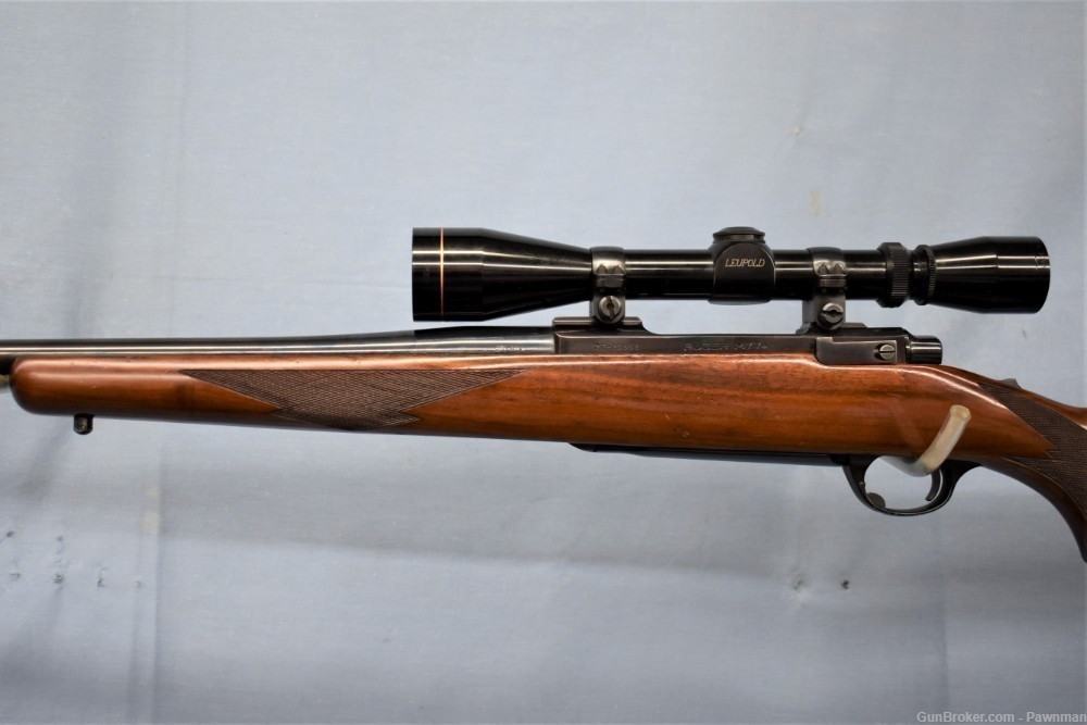 Ruger M77 in 270 w/Leupold scope Tang safety made 1984-img-6