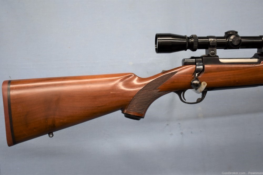 Ruger M77 in 270 w/Leupold scope Tang safety made 1984-img-1