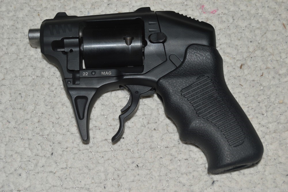 NEW Standard Manufacturing S333 Thunderstruck Volleyfire 22 Magnum Revolver-img-5