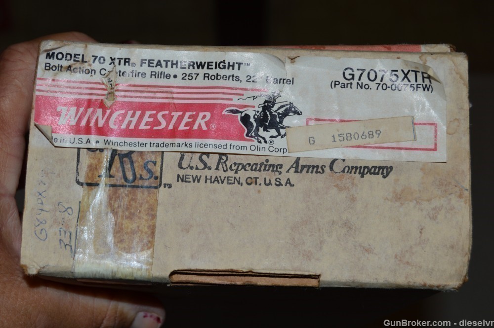 Factory Box Winchester Model 70 Featherweight 257-img-17