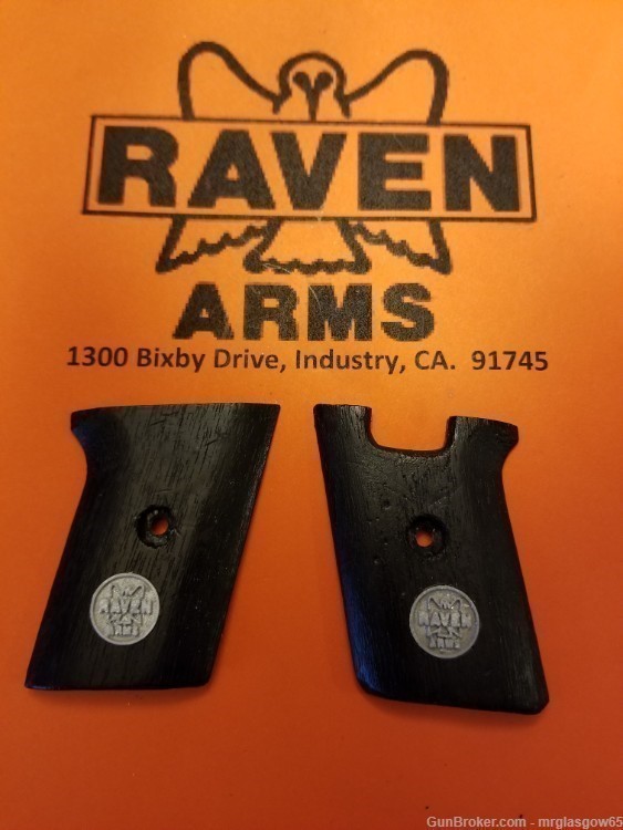 Raven / Phoenix Arms MP25, P25 Wood Grips w/medallions (Lg Sliding Safety)-img-5