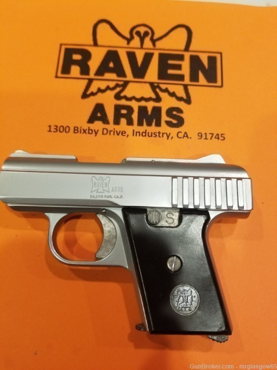 Raven / Phoenix Arms MP25, P25 Smooth Grips w/medallions (Lg Sliding Safety-img-1