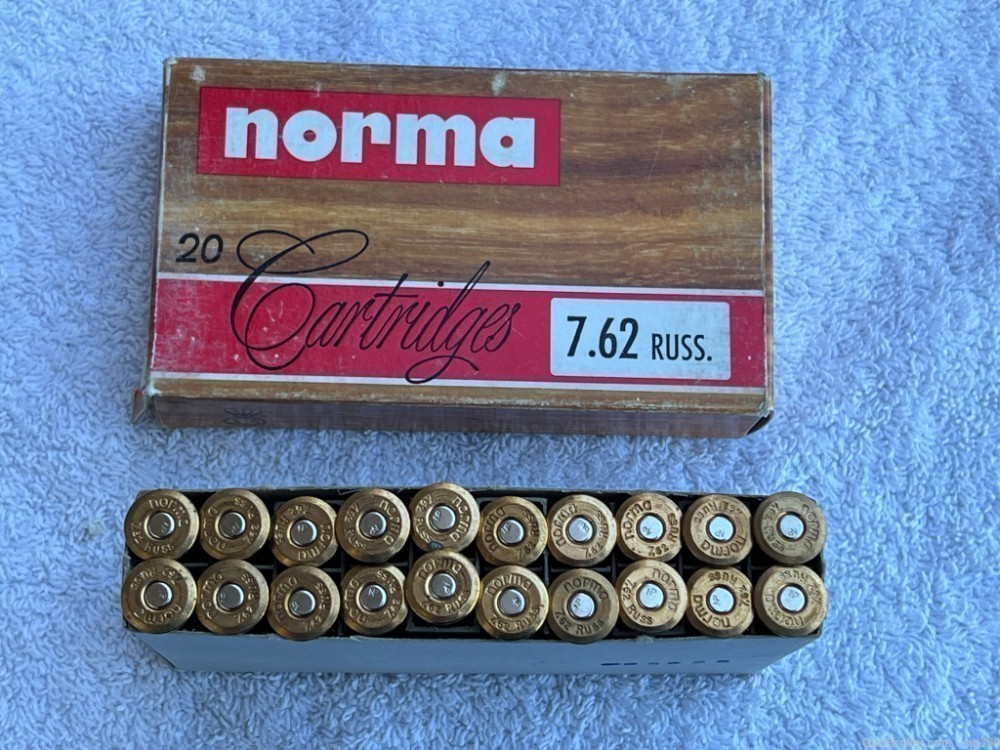 VINTAGE NORMA 7 62 RUSSIAN FULL BOX AMMO-img-0