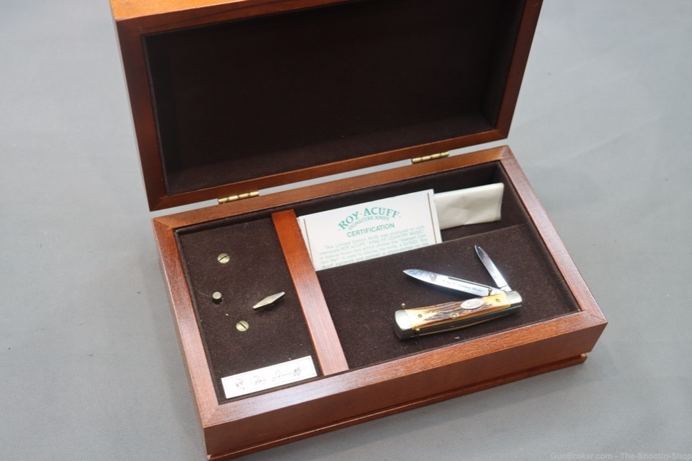 Case XX Roy Acuff Commemorative Gunstock Knife w Music Box Display STAG LE-img-0