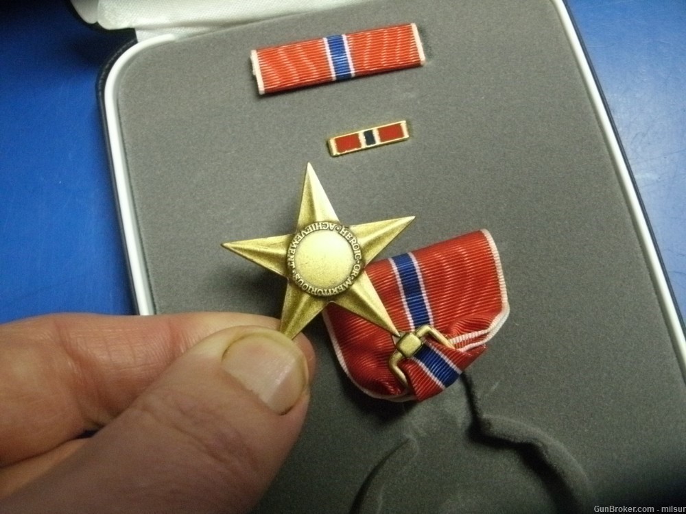 BRONZE  STAR WITH CASE-img-5