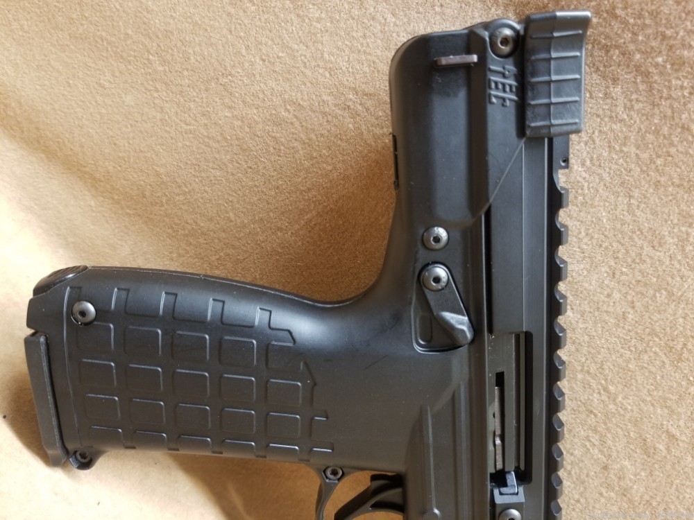 Kel-Tec CP33 Pistol-img-1