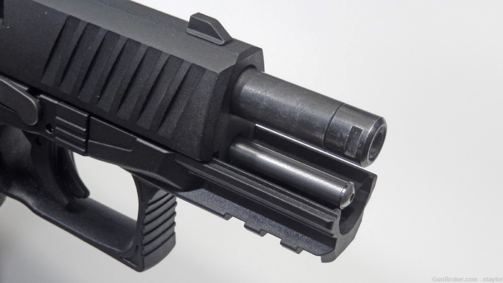 Walther PPQ 22 Captured Guide Rod Assembly-img-2