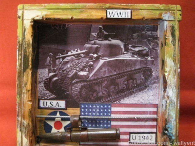 Sherman Tank WWII Picture Display U 1942 50 BMG Authentic U42-img-2