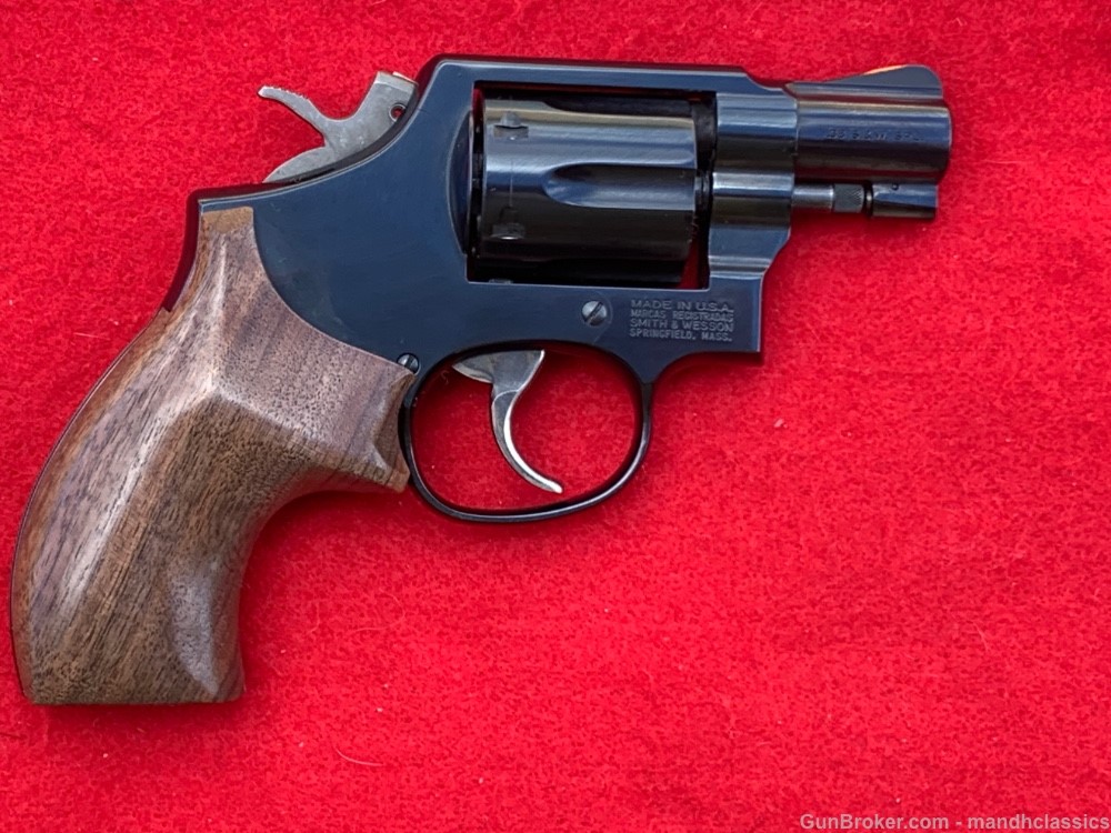 Nice Smith & Wesson (S&W) 10 -9, 2" bbl, blued, 38 Spec, Nelson Ford action-img-0