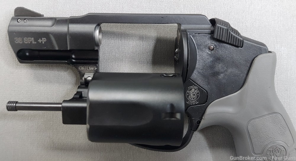 Smith & Wesson Bodyguard Revolver 38 Spl 1.88" Barrel 5 Round 103039-img-3