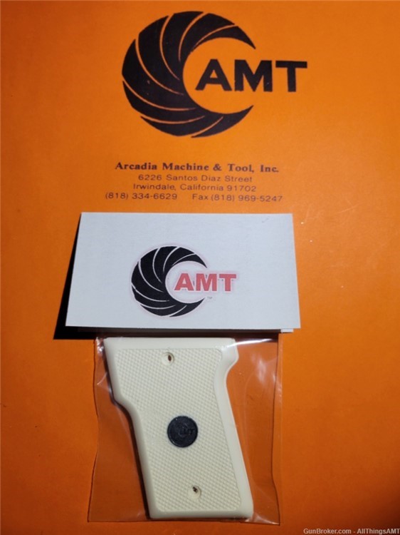 AMT Large Frame Backup grips w/medallion-9mm,40SW,45ACP,357,38Super,400Corb-img-0