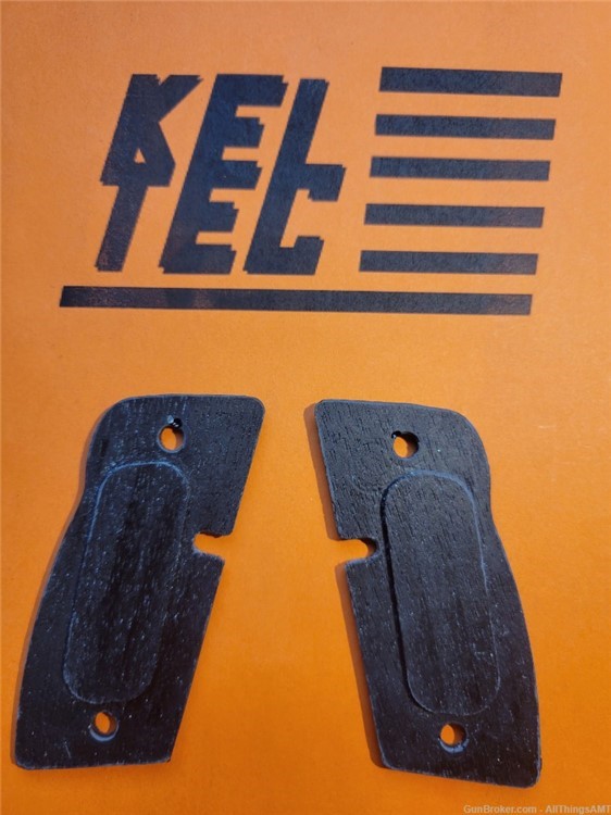 Kel Tec, KelTec, Kel-Tec P15 P15MBLK Factory New Black Grips with Medallion-img-5
