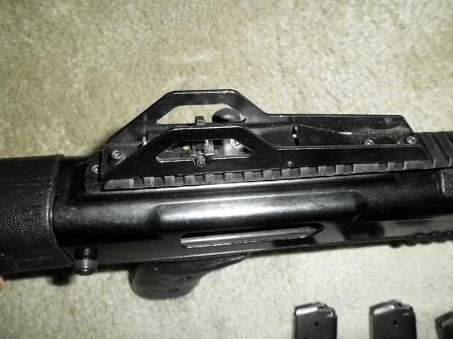 HI-POINT 995 9 MM CARBINE 3 MAGS VERY CLEAN LOOK-img-9
